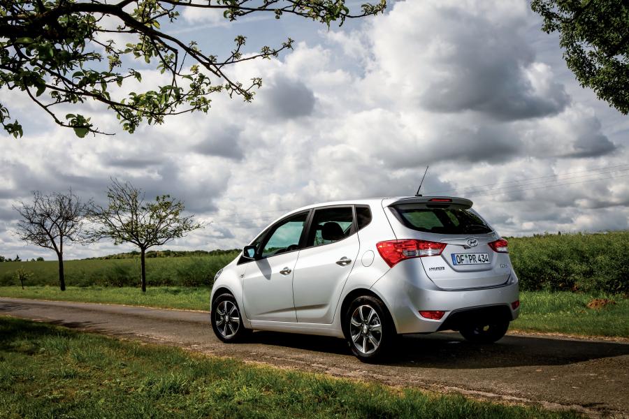  Hyundai ix20 2015 года  (фото 7 из 15)